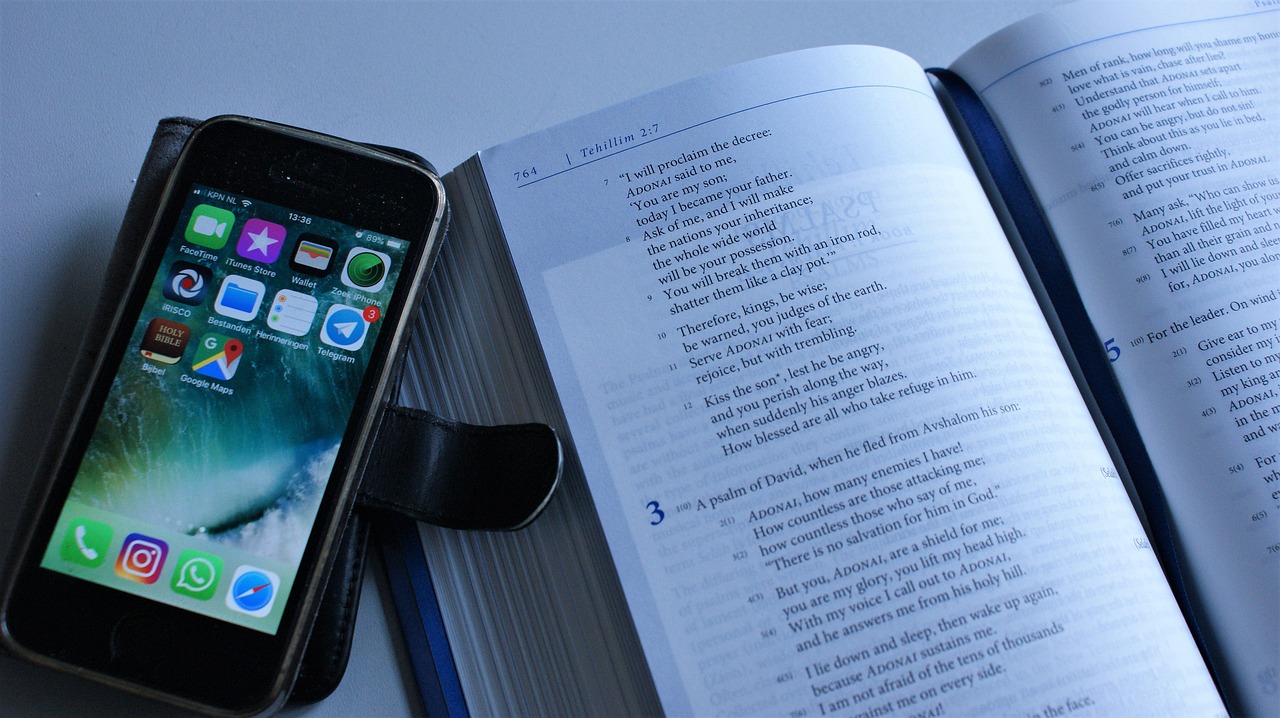 How to Stay Safe on Public Wi-Fi Networks